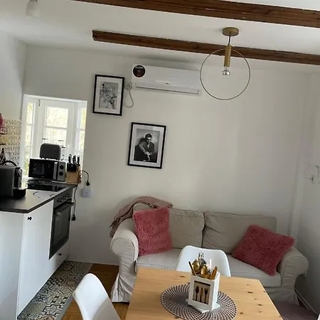 Holiday home Bungalow 300 Meter Vom Gruenewald Lauch